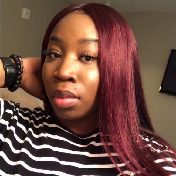 Meet your Posher, Melanie - Picture 1 of 6